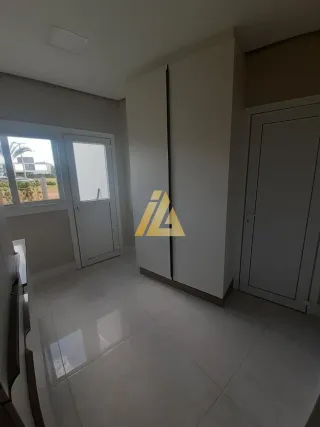 Casa com 4 dormitórios, foto 3