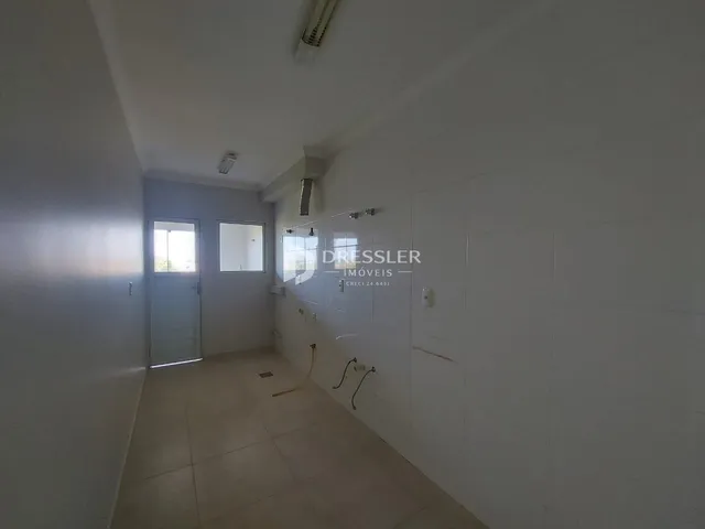 Hall de entrada de um imóvel em Lajeado, Brasil.