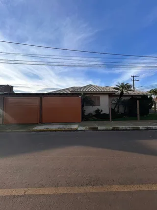 Casa com 4 dormitórios, foto 2