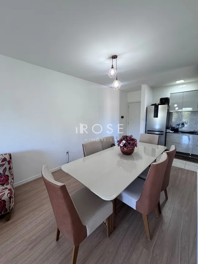 Apartamento com 2 dormitórios, foto 2