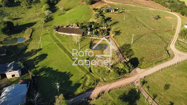 Área rural com 3 dormitórios