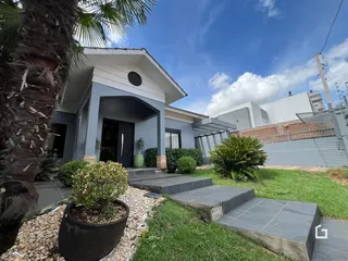 Casa com 3 dormitórios, foto 1