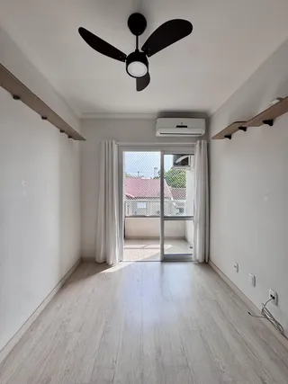 Apartamento com 2 dormitórios, foto 1