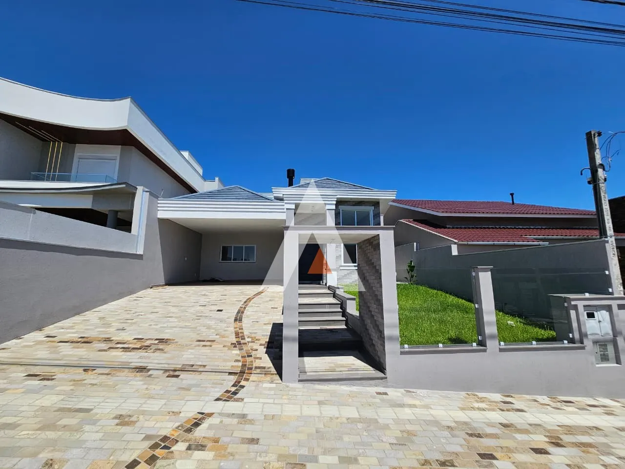 Casa com 3 dormitórios, foto 1