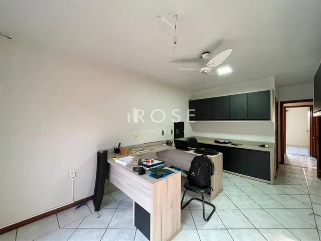 Casa com 4 dormitórios, foto 5