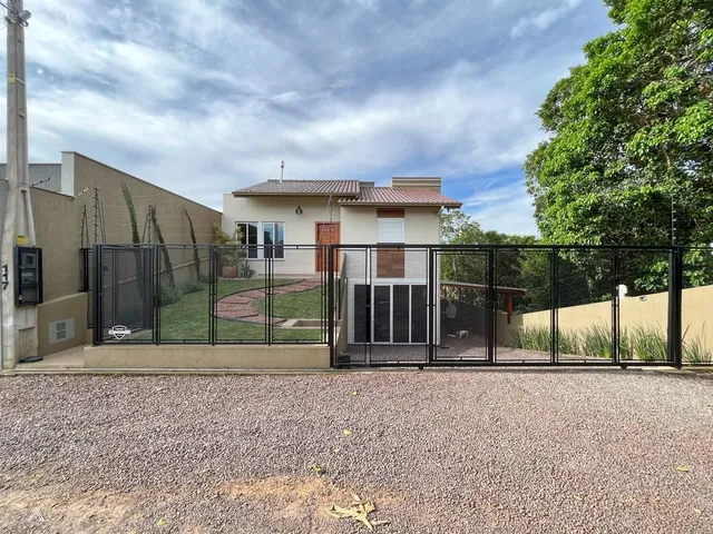 Casa com 2 dormitórios