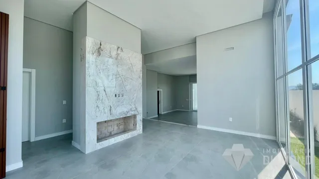 Casa com 4 dormitórios, foto 4