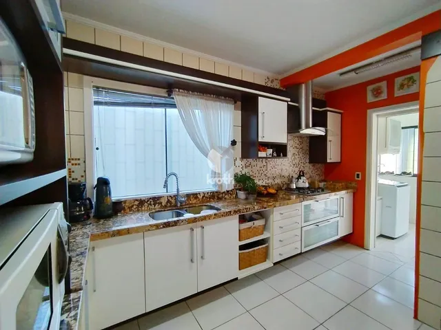 Casa com 4 dormitórios, foto 5