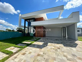 Fachada moderna de uma residência em Lajeado, Brasil.