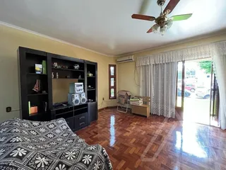 Casa com 3 dormitórios, foto 2