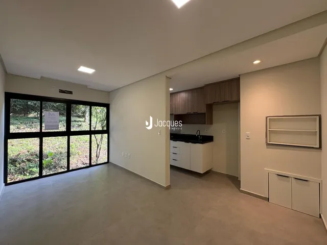 Apartamento com 2 dormitórios, foto 2