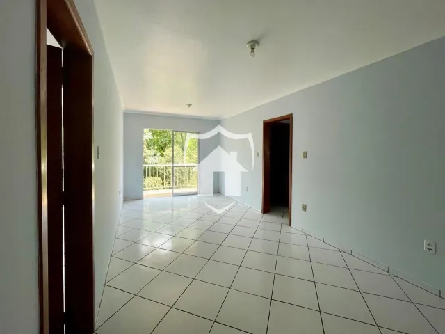 Apartamento com 3 dormitórios, foto 2