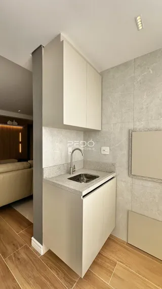 Apartamento com 3 dormitórios, foto 2