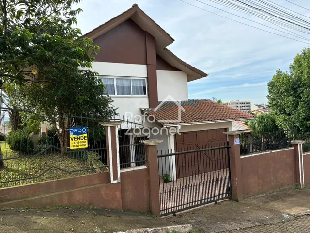 Casa com 4 dormitórios