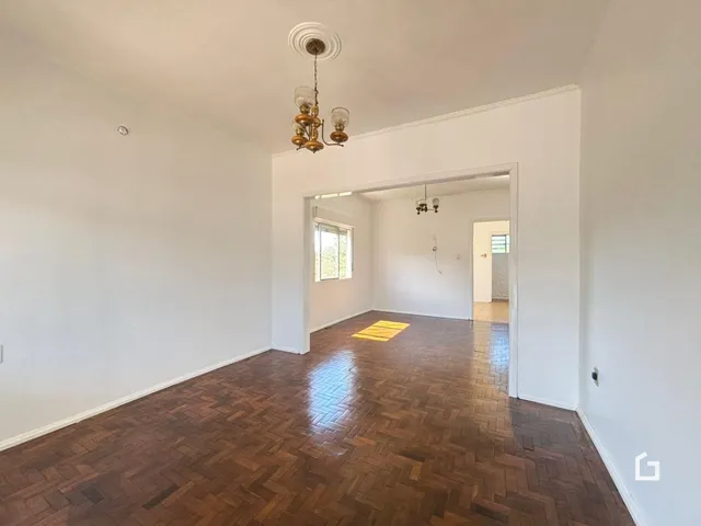 Casa com 4 dormitórios, foto 2