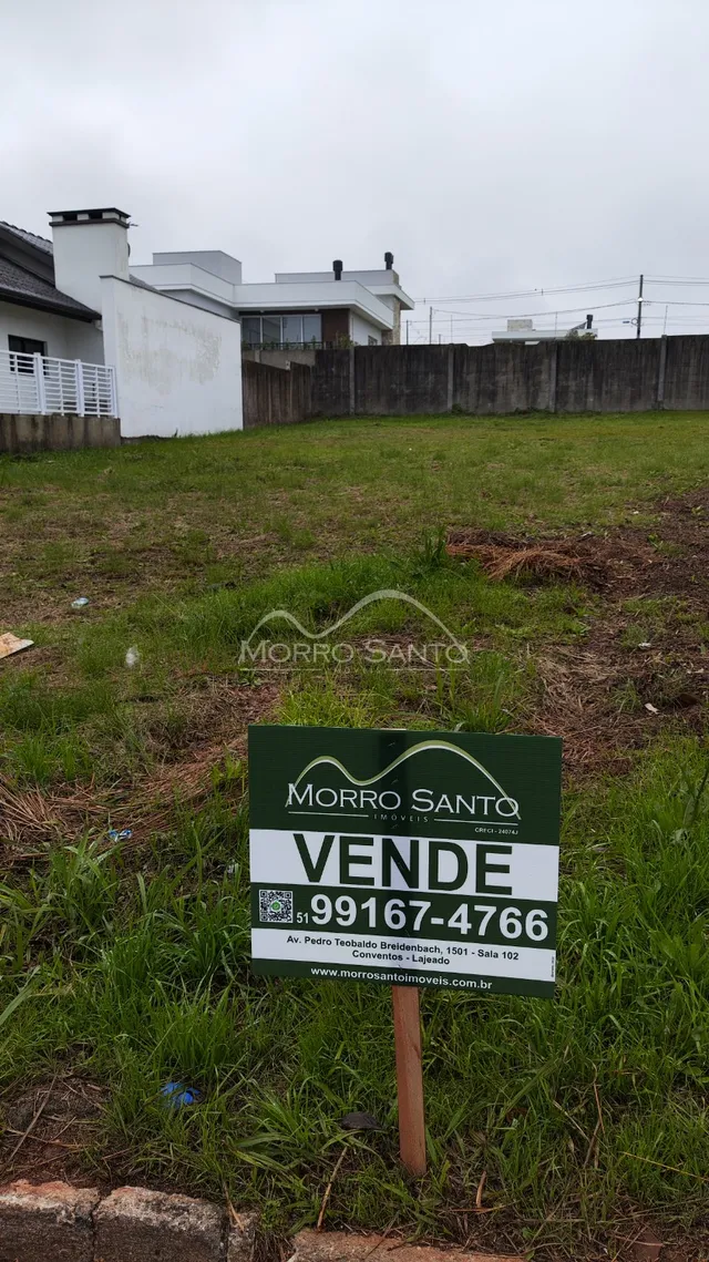 Fachada externa de uma propriedade em Lajeado, Brasil.