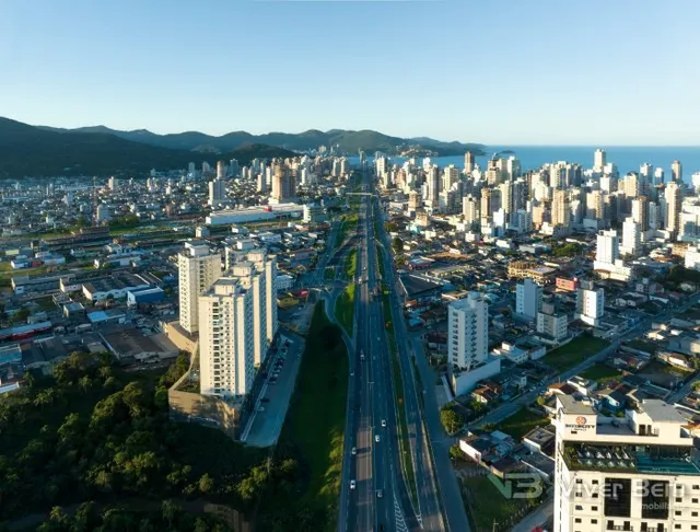 Apartamento com 2 dormitórios, foto 3
