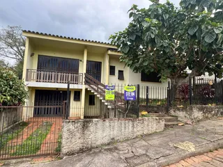 Casa com 5 dormitórios, foto 2