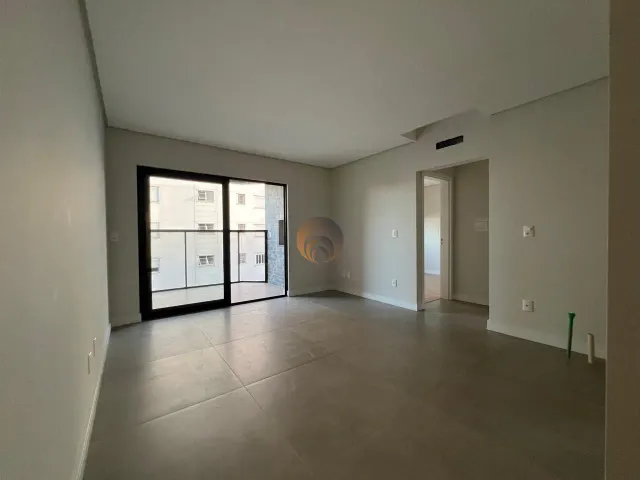 Apartamento com 2 dormitórios