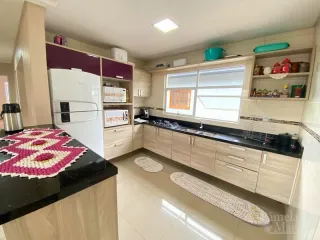 Casa com 4 dormitórios, foto 3