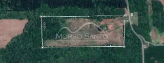 Vista aérea da propriedade Morro Santo mostrando a área de terreno.