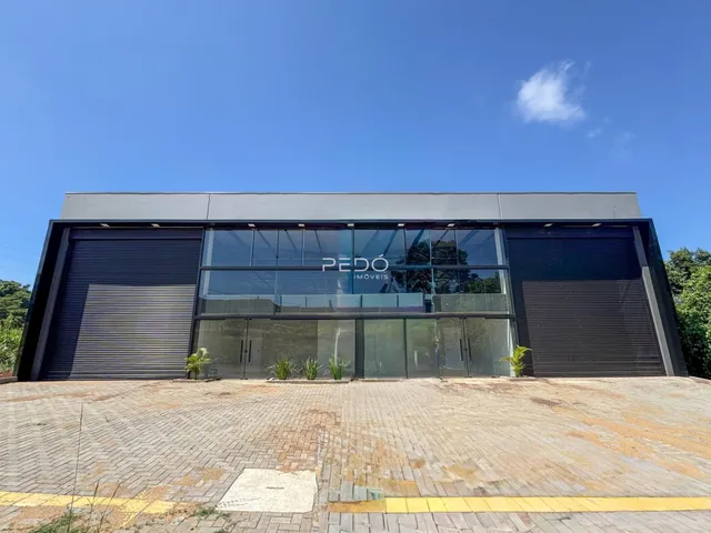 Fachada moderna de um imóvel comercial em Lajeado.