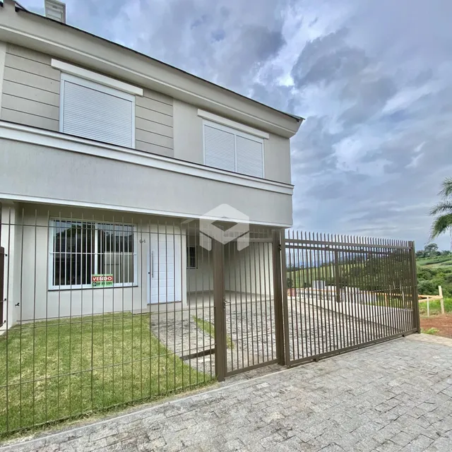 Sobrado com 3 dormitórios