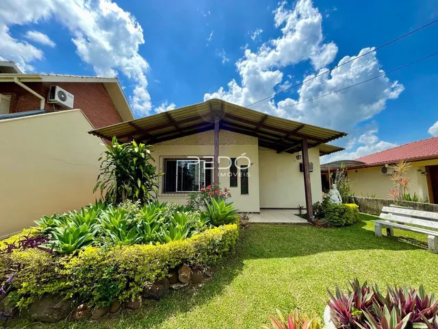 Casa com 3 dormitórios