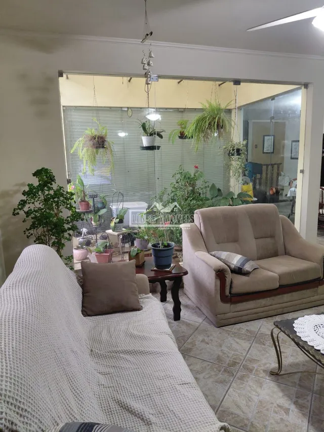 Casa com 4 dormitórios, foto 2