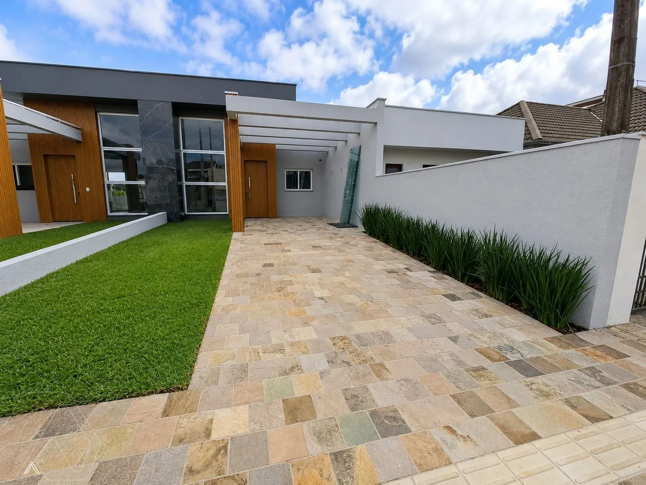 Casa geminada com 2 dormitórios, foto 1