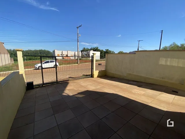 Vista da fachada e área externa de uma propriedade em Lajeado, Brasil.