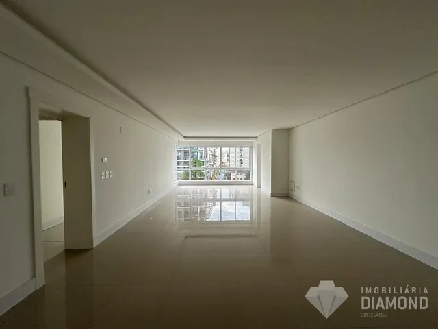 Apartamento com 3 dormitórios, foto 3