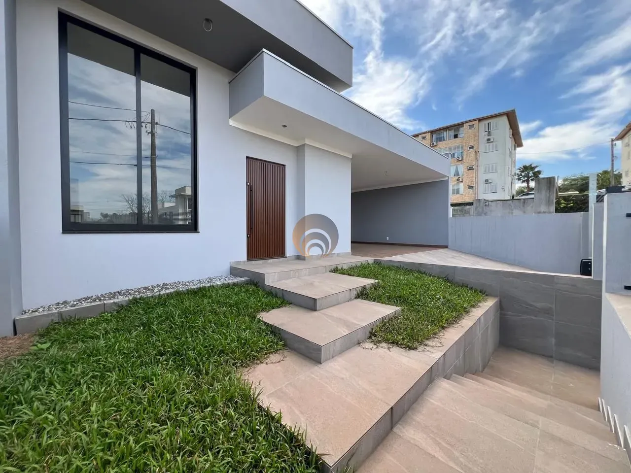 Casa com 3 dormitórios, foto 1