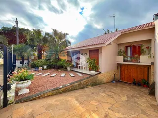 Casa com 3 dormitórios, foto 1