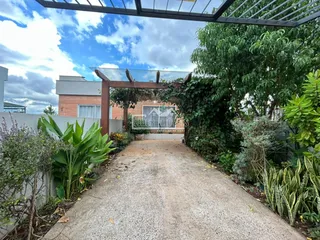 Casa geminada com 2 dormitórios, foto 2