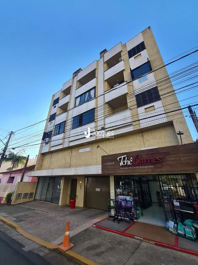 Fachada de um prédio residencial em Lajeado, Brasil.