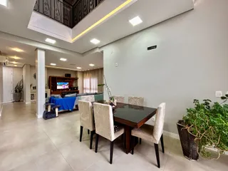 Casa com 4 dormitórios, foto 2