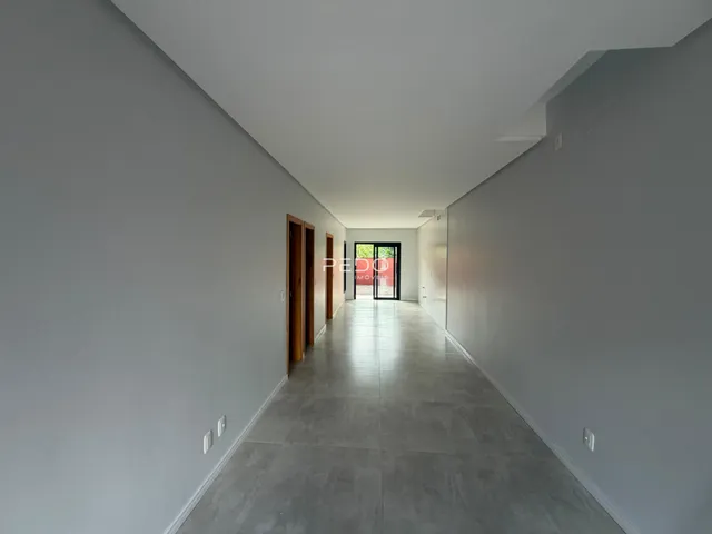 Corredor interno de uma residência em Lajeado, Brasil.