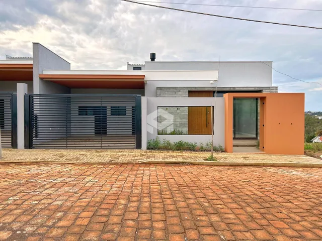 Casa geminada com 2 dormitórios