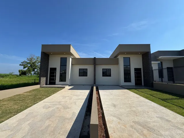 Casa geminada com 3 dormitórios
