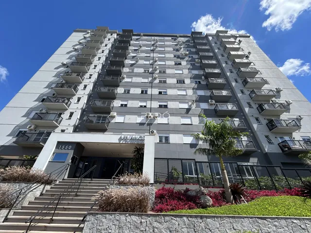 Apartamento com 3 dormitórios