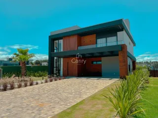 Casa com 4 dormitórios, foto 1