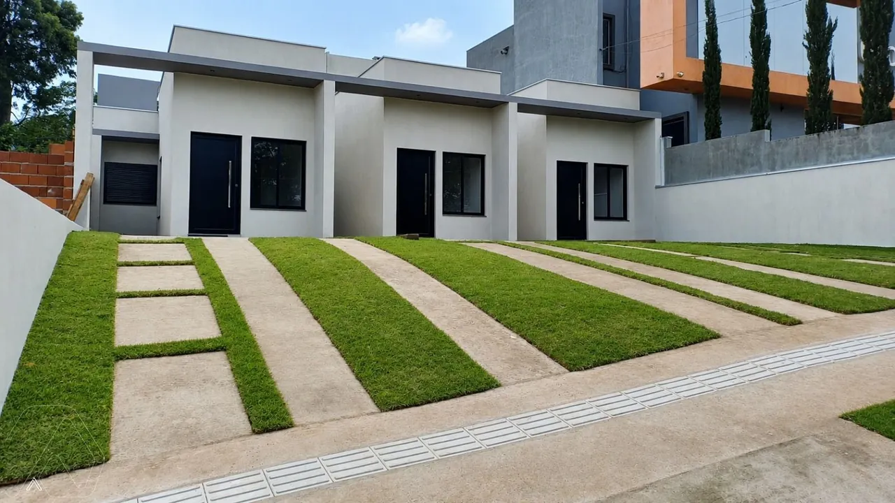 Casa geminada com 2 dormitórios, foto 1