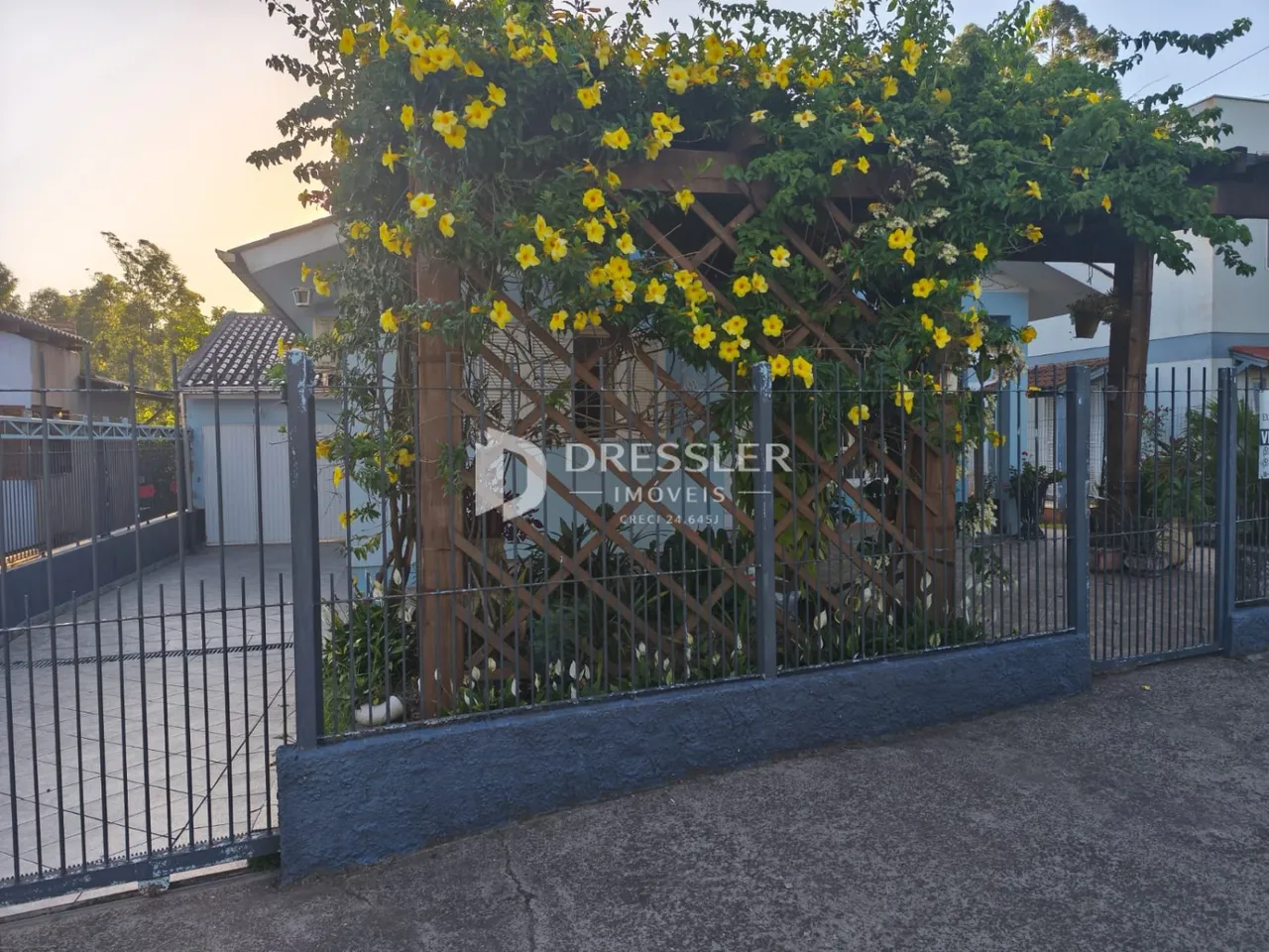Casa com 3 dormitórios, foto 1