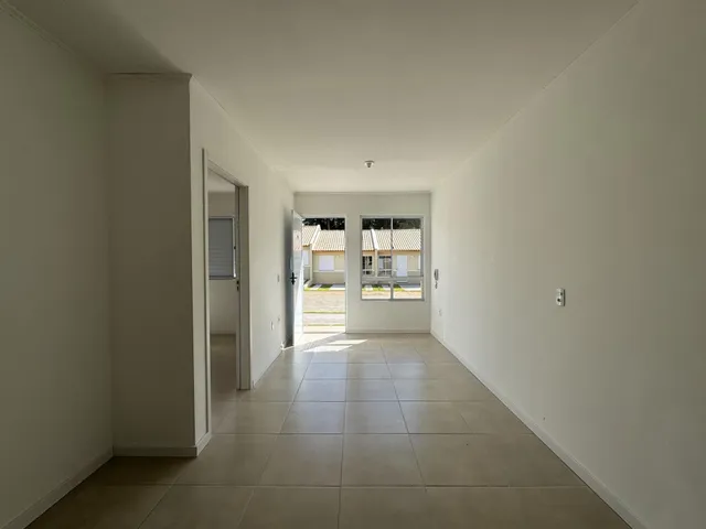 Casa geminada com 2 dormitórios, foto 2