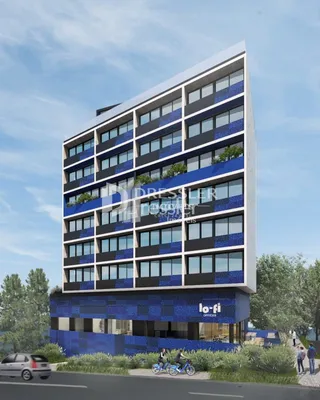 Fachada moderna de um edifício comercial em Lajeado, Brasil.