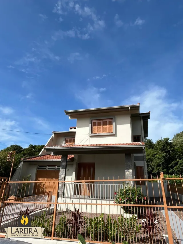 Casa com 4 dormitórios, foto 2