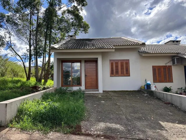 Casa com 2 dormitórios