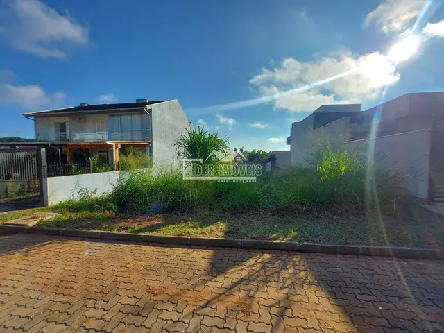 Vista da fachada de uma residência em Lajeado, Brasil.