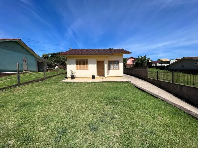 Casa com 4 dormitórios